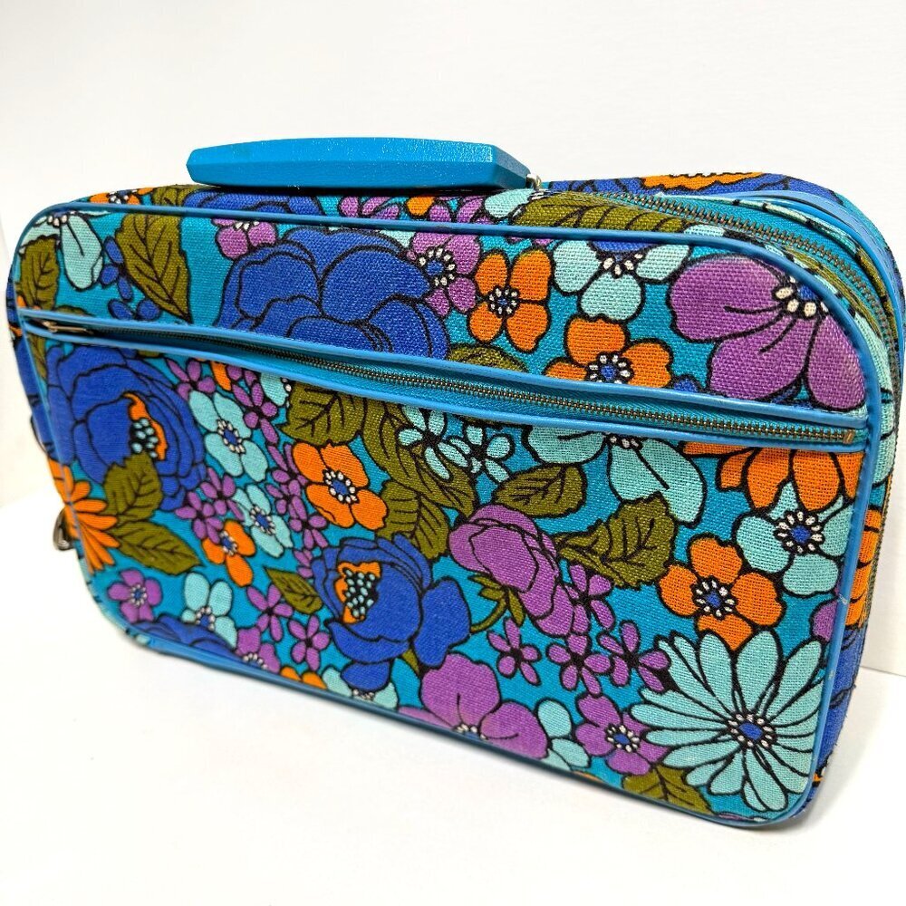 Vintage Flower Power Travel Case